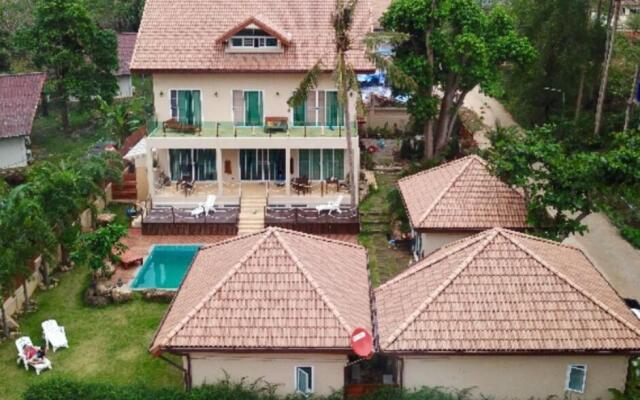 La VILLA TIPPAWAN 4Bedroom with Sea View