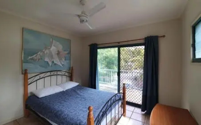 20 Orania Court