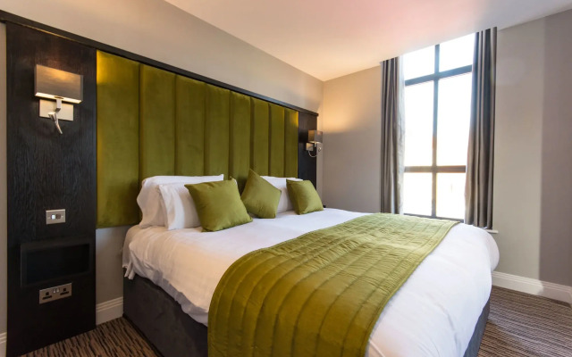 St Nicholas Hotel