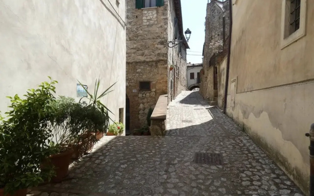 SCAPPO IN UMBRIA, CasaLina