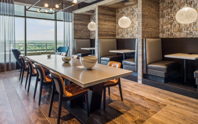 Bluebird Suites near Chevy Chase