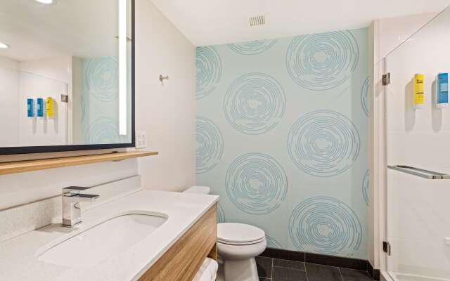 Tru By Hilton Bradenton I-75, FL