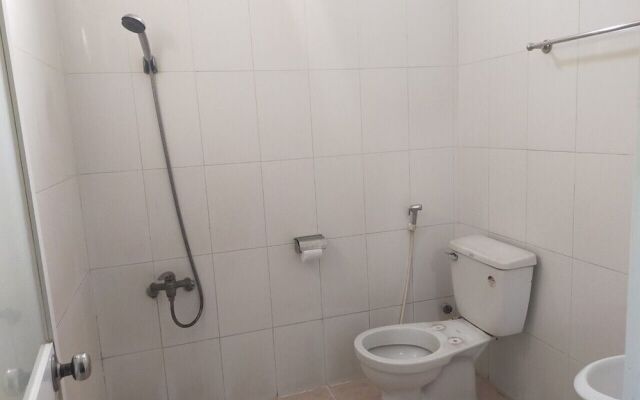Oyo 752 Mat Troi Vang