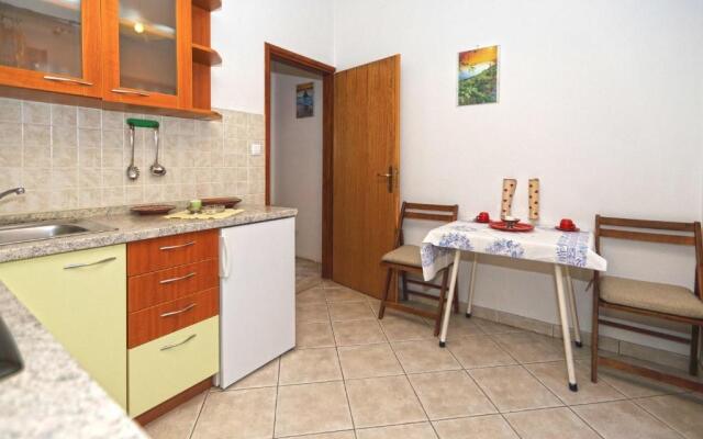 Bocin Rosso Apartments