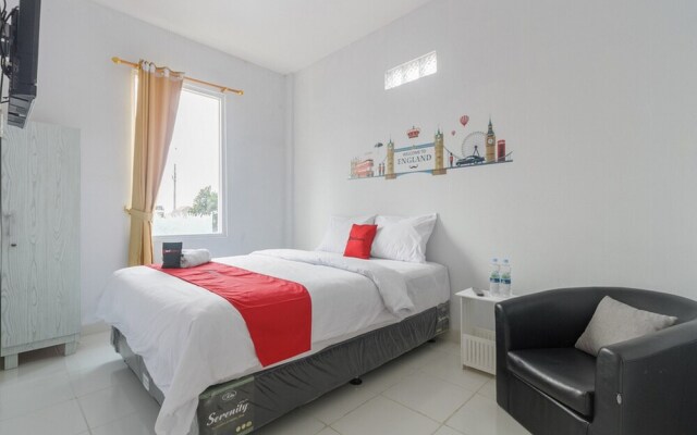 RedDoorz Plus near Taman Rasuna Menteng