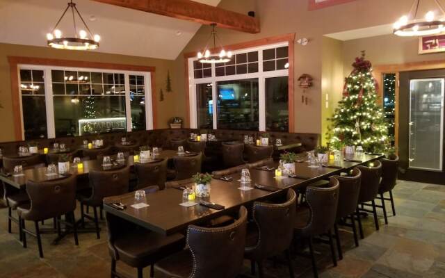 Stardust Inn and Chalets