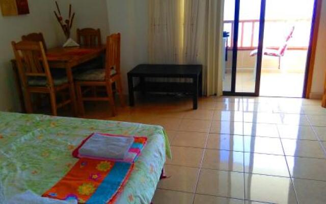 Ocean View Apartment over Los Cristianos, Playa las Vistas
