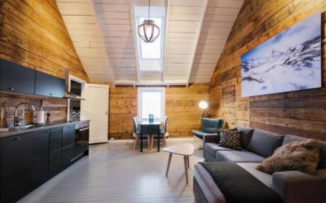 Hattvika Lodge