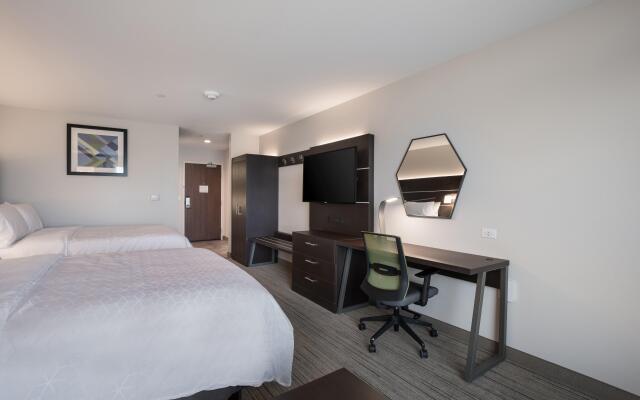 Holiday Inn Express & Suites Chicago - Hoffman Estates by IHG