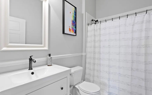 Sunset Bungalow With Hot Tub - 6ppl