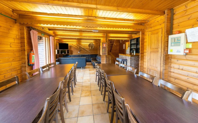 Majestic Chalet in Durbuy 200 Meters From the Golf