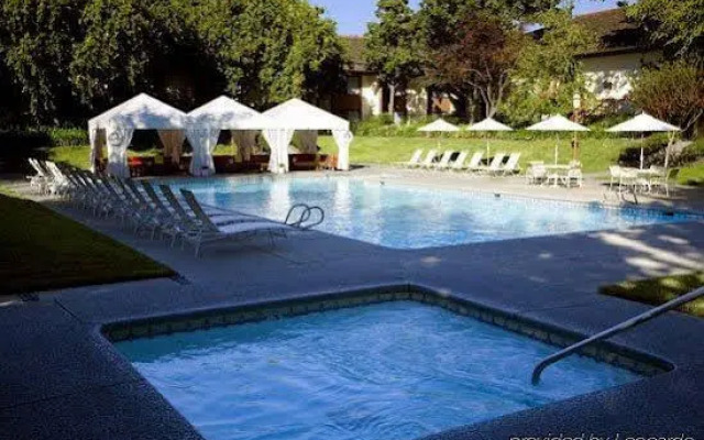 The Hotel Fresno