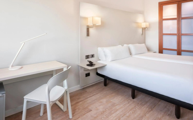 B&B Hotel Granada Estación