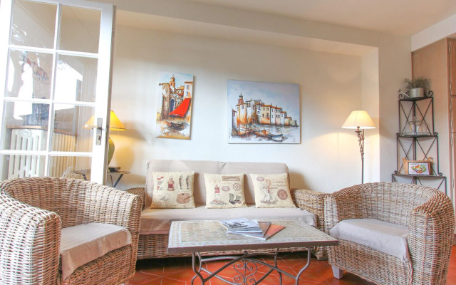 Charming Holiday Home With Terrace