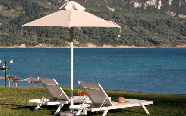 Armikes Beachfront Suites Afionas