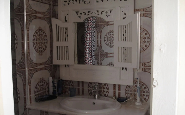 Riad Marlinea