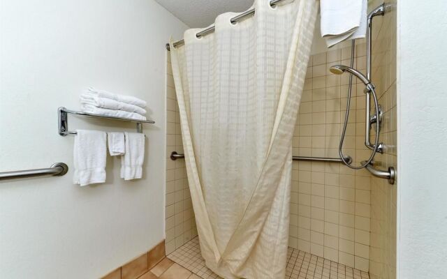 Americas Best Value Inn And Suites Carrollton