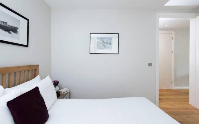 Sleek 1 Bedroom in the Heart of Central London