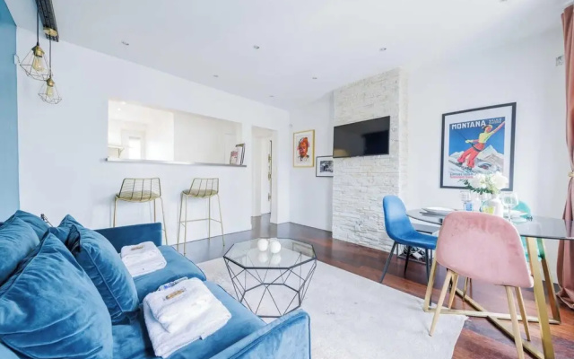 Apartment for 4 People in Saint-mande