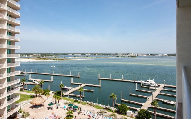 Modern Two Bedroom Unit - Crd0716