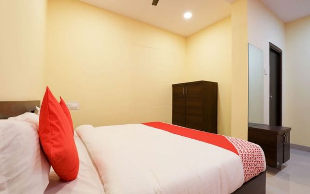 OYO 13569 Virat Residency