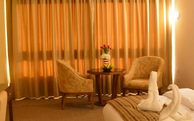 Saray Hotel