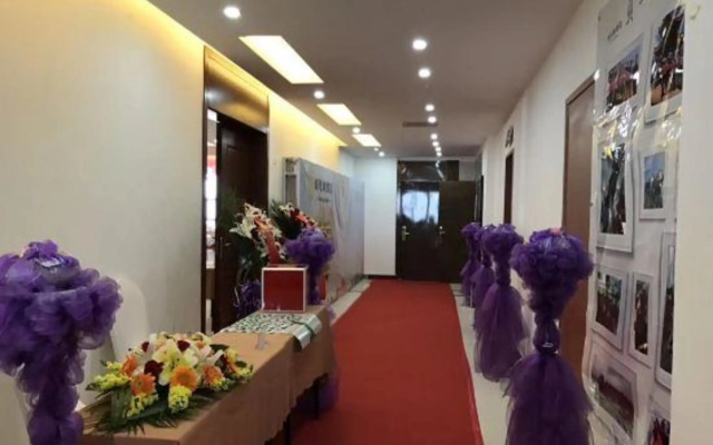 Kunming Xinshichao Hotel (Luo Tsuen Wan New Asia Sports City Branch)