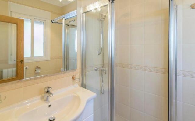 Villa Maria de Periana by Ruralidays