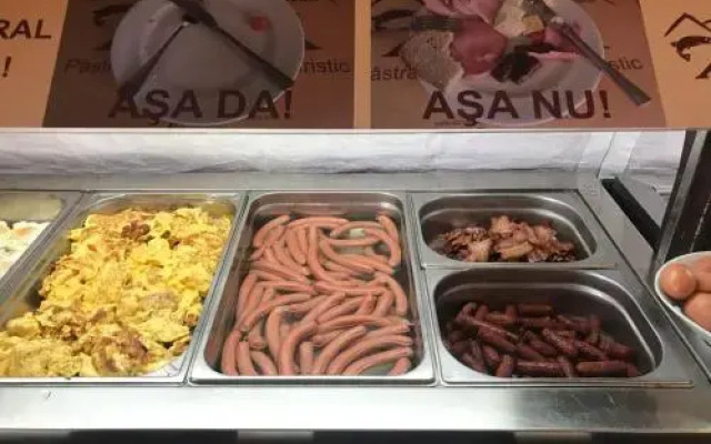 Complex Pastravaria Albota