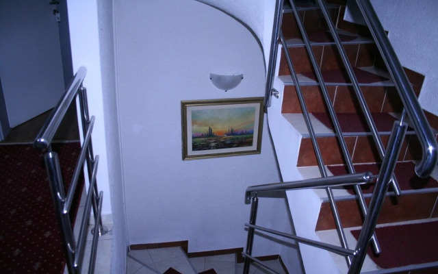 K5 Plus Studio Standard Triple, Budva Center