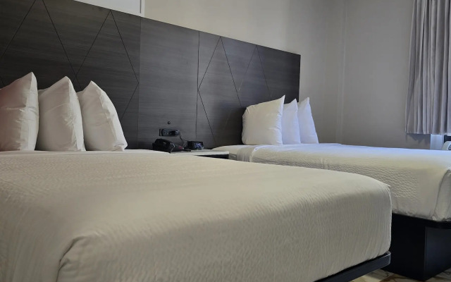 Ramada By Wyndham Brooklyn Empire Blvd