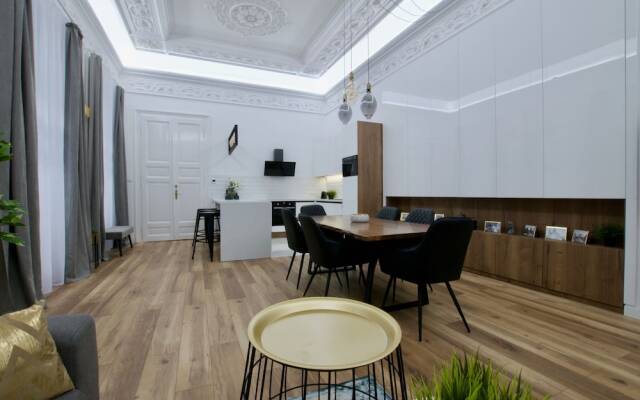 Luxury Apartment by Hi5 - Kálmán Imre Suite