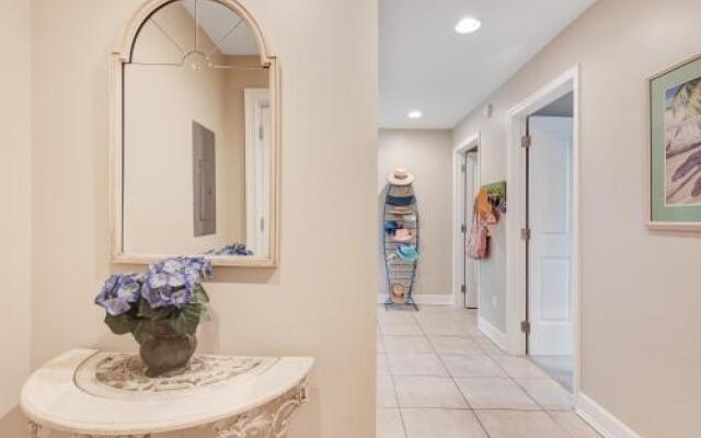 Reflections At Bay Point 212