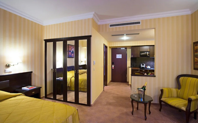 Ramada Hotel and Suites Bucharest North