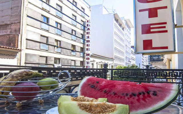 Elikon Hotel
