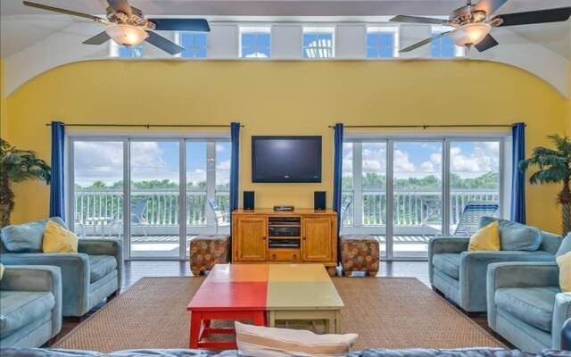 200 Seabreeze Ct - 5Br Home