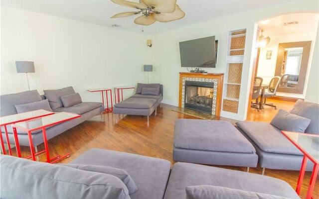 Sea Biscuit - Three Bedroom Home