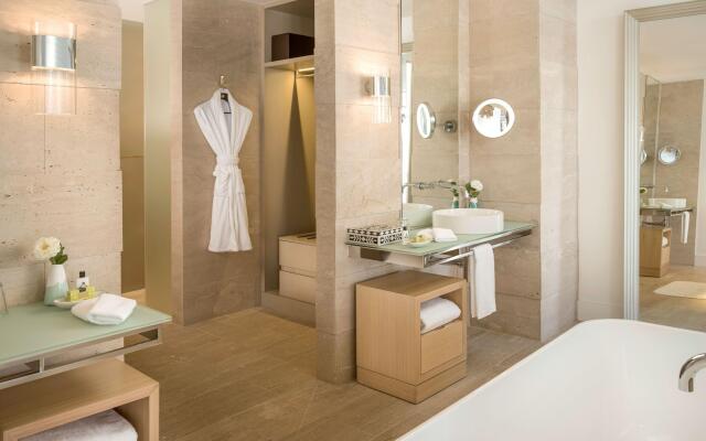 InterContinental Hayman Great Barrier Reef by IHG