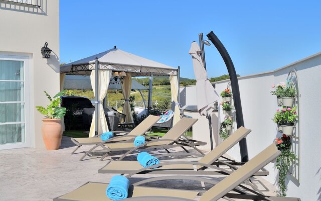 Sunlit Villa in Buje With Swimming Pool