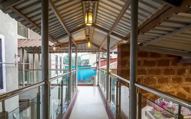 Hotel Vhyomaan by OYO Rooms