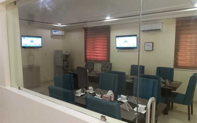 Eleventh House Hotel and Suites