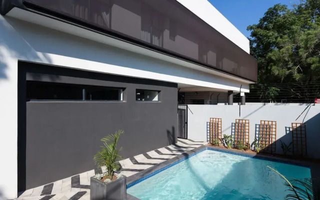 City Mews on Independence
