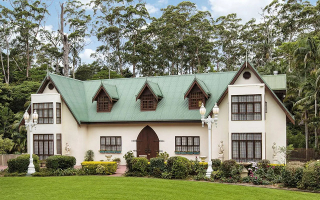 Mt Tamborine Stonehaven Boutique Hotel