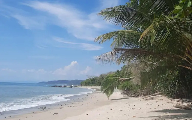 Zoa Villas - 2 minutes to the beach