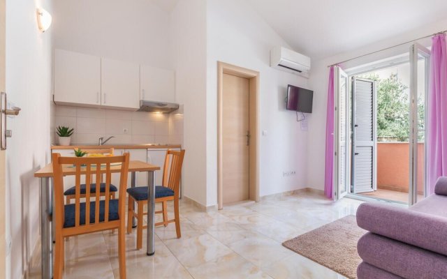 Stunning Home in Baska Voda With Wifi and 1 Bedrooms