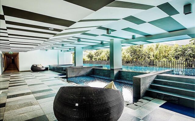 Zcape 2 Residence by AHM Asia