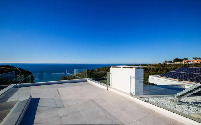 Villa Centeanes Luxury Villa Enviable Position s