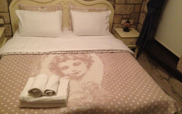 Alacati Konak Altinel