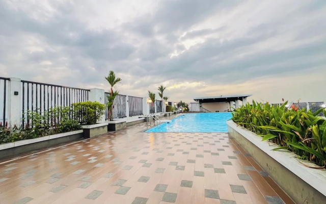 Functional And Cozy Studio At Skyview Medan Apartment – Outside – Medan