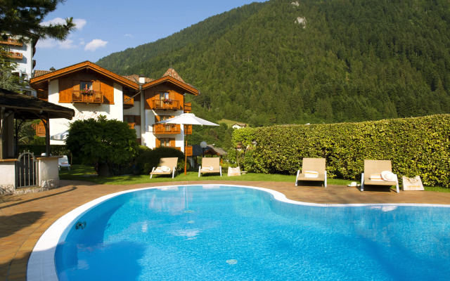 Du Lac Vital Mountain Hotel
